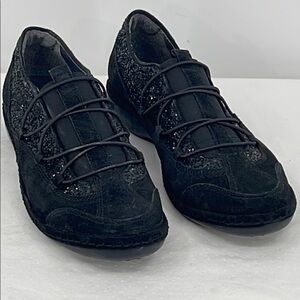 STUART WEITZMAN SIZE 6 Women's Black Slip On Sparkly Shoes